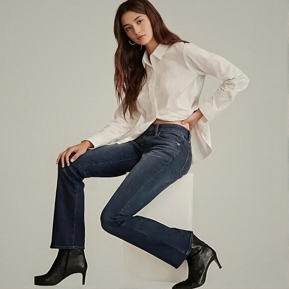 Lucky Brand Mid-Rise Sweet Boot Jeans Dark Wash 24W EUC (Runs Big) - Picture 1 of 12